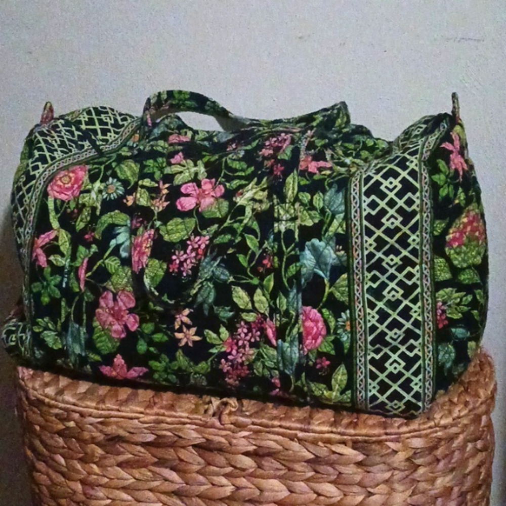 Vera Bradley Botannica pattern original duffel bag